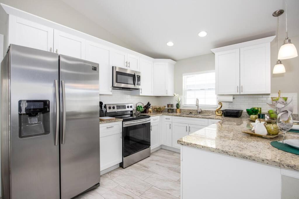 Modern Luxury Home Located In Tampa! Esterno foto